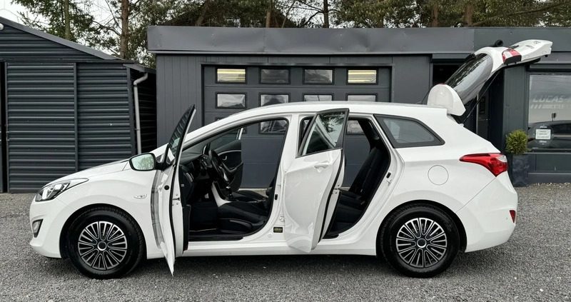 Hyundai I30 cena 34900 przebieg: 149000, rok produkcji 2014 z Praszka małe 742